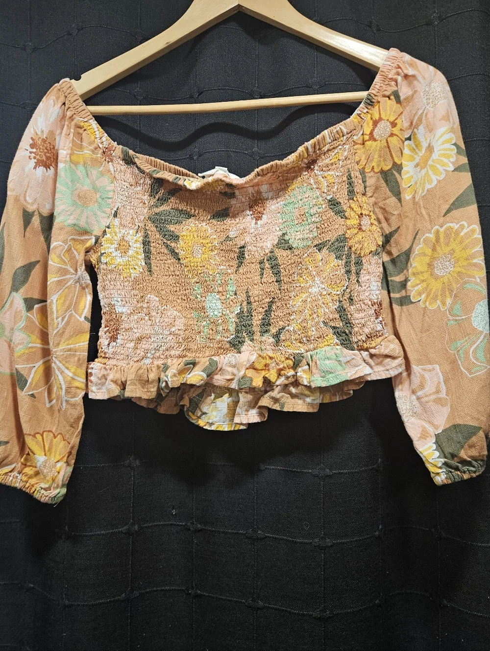 Roxy Floral Smocked Long Sleeve Crop Top - Picture 4 of 6